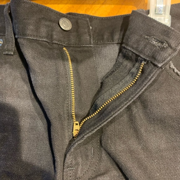 Old Navy Distressed Black Jean Shorts Raw hem - Picture 8 of 11